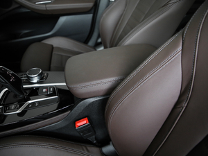 2019xDrive 25i MԽҰb 