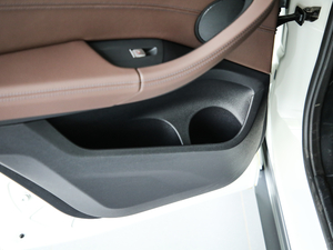 2019xDrive 25i MԽҰb g