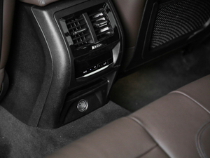 2019xDrive 25i MԽҰb g