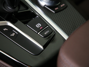 2019xDrive 25i MԽҰb п؅^