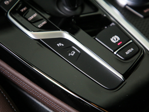 2019xDrive 25i MԽҰb п؅^