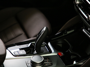 2019xDrive 25i MԽҰb п؅^