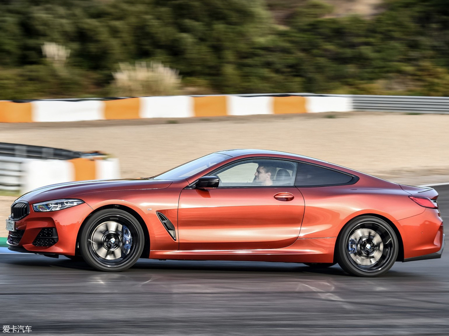 2018R8ϵ M850i
