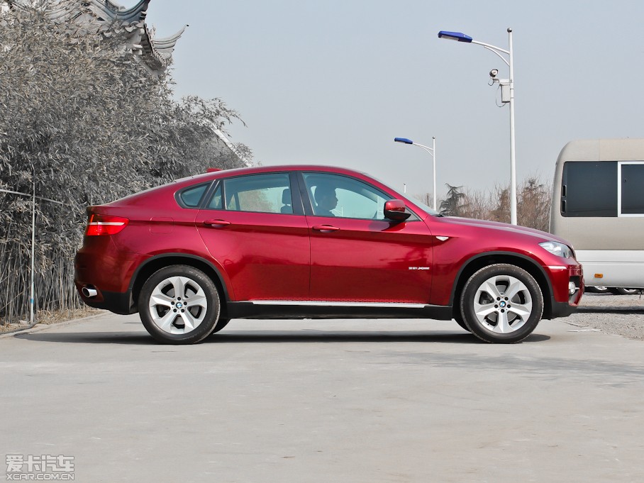 2010RX6 xDrive 35i