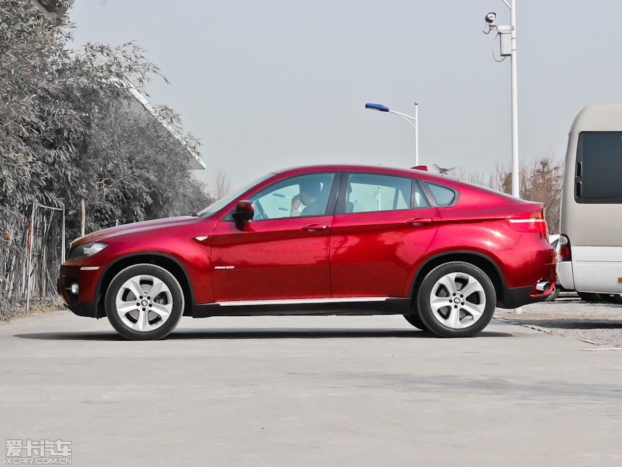 2010RX6 xDrive 35i