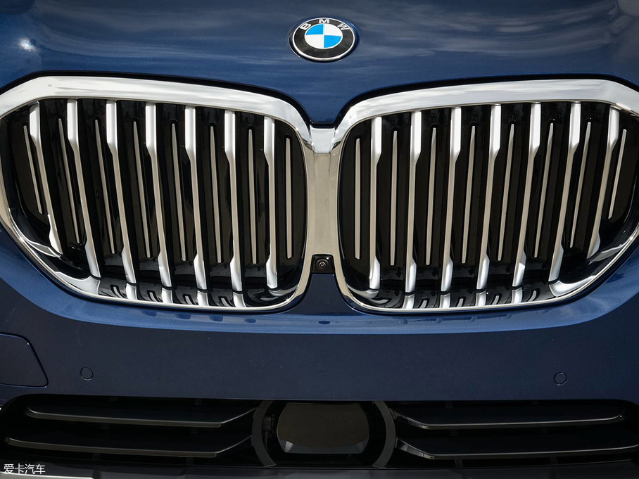 2019RX5(M) xDrive40i M\b