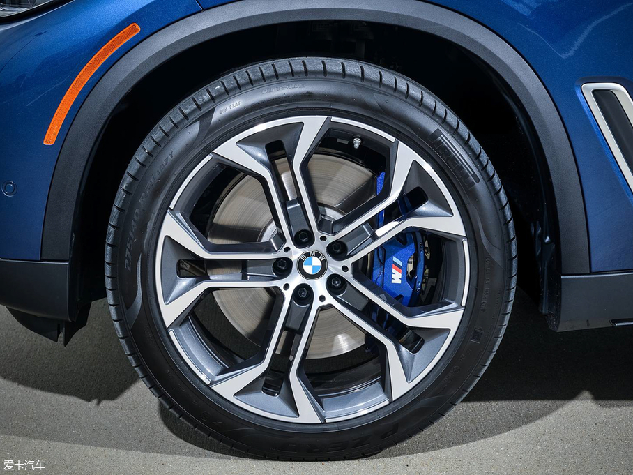 2019��RX5(�M(j��n)��) xDrive40i M�\(y��n)��(d��ng)���b