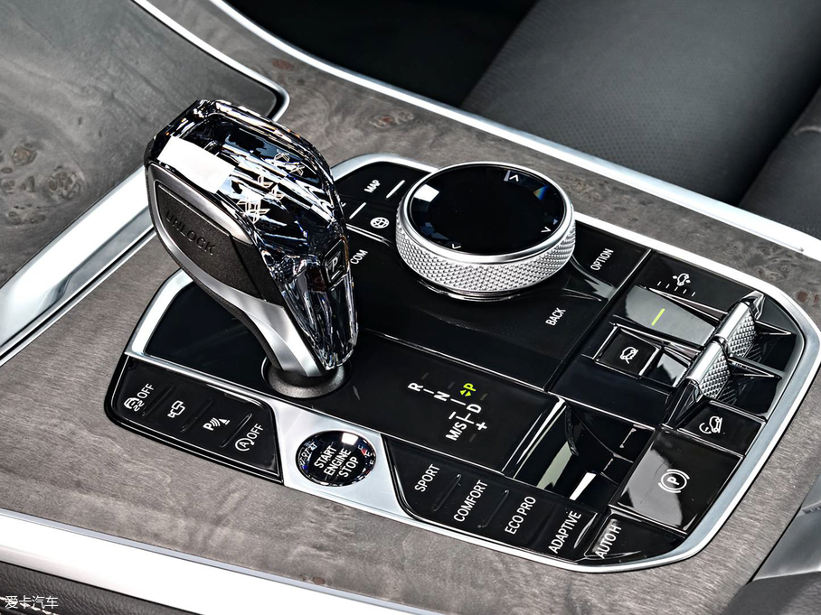 2019��RX5(�M��) xDrive40i M�\�����b