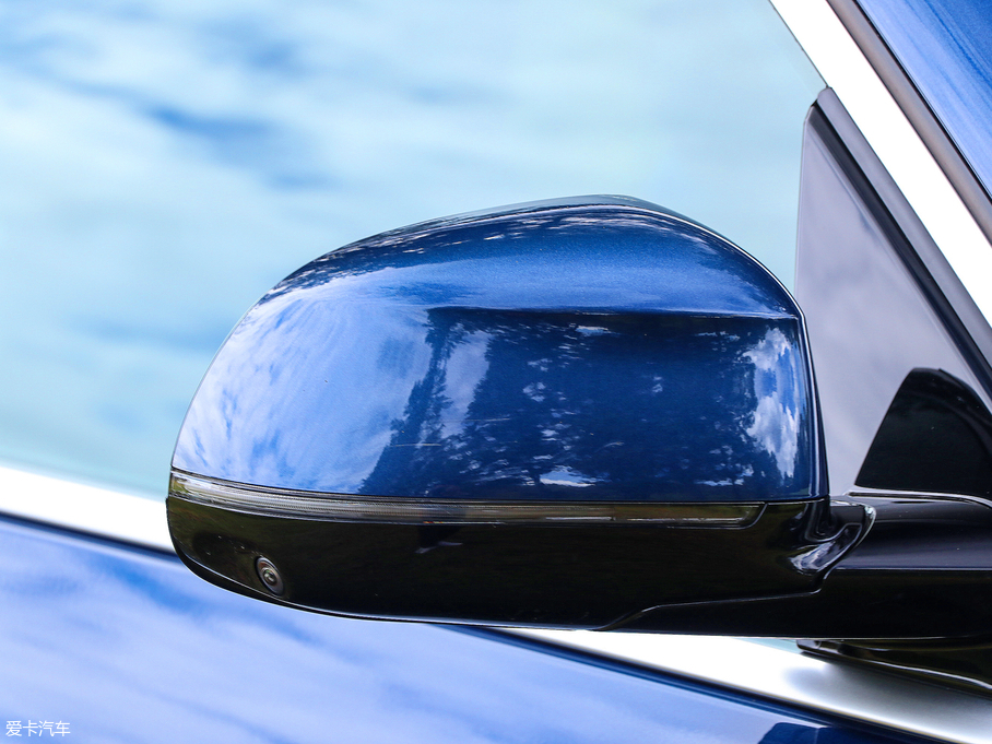 2019��RX5(�M(j��n)��) xDrive40i M�\(y��n)��(d��ng)���b