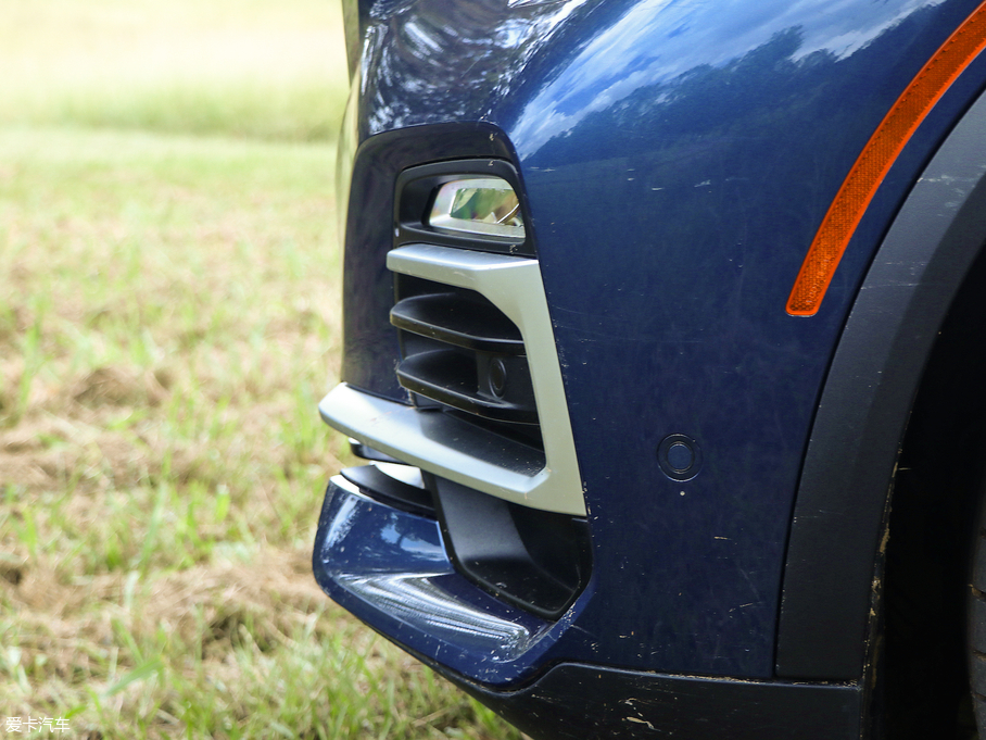 2019RX5(M) xDrive40i M\b