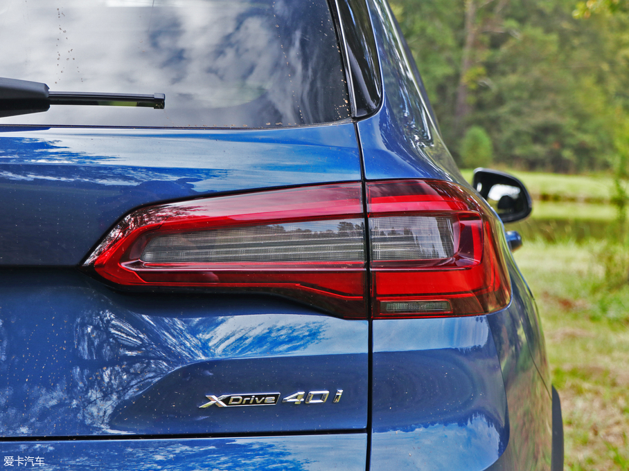 2019RX5(M) xDrive40i M\b