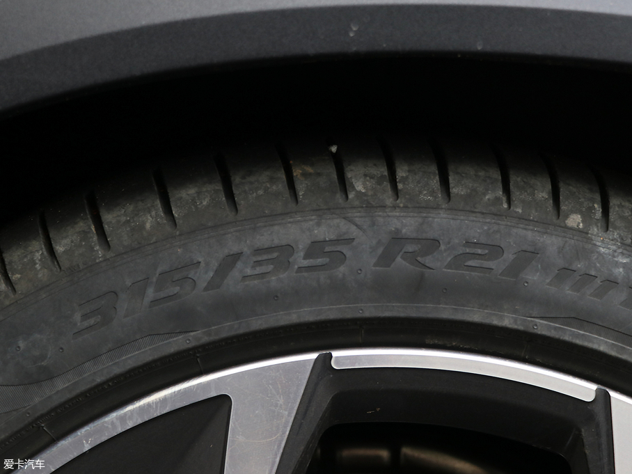 2019RX5(M) xDrive40i M\b