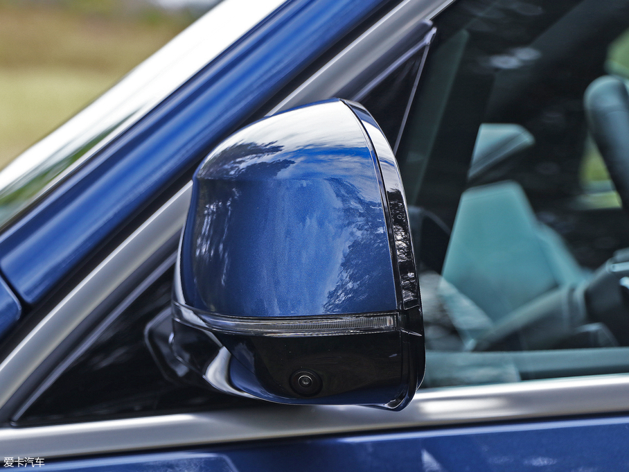 2019RX5(M) xDrive40i M\b