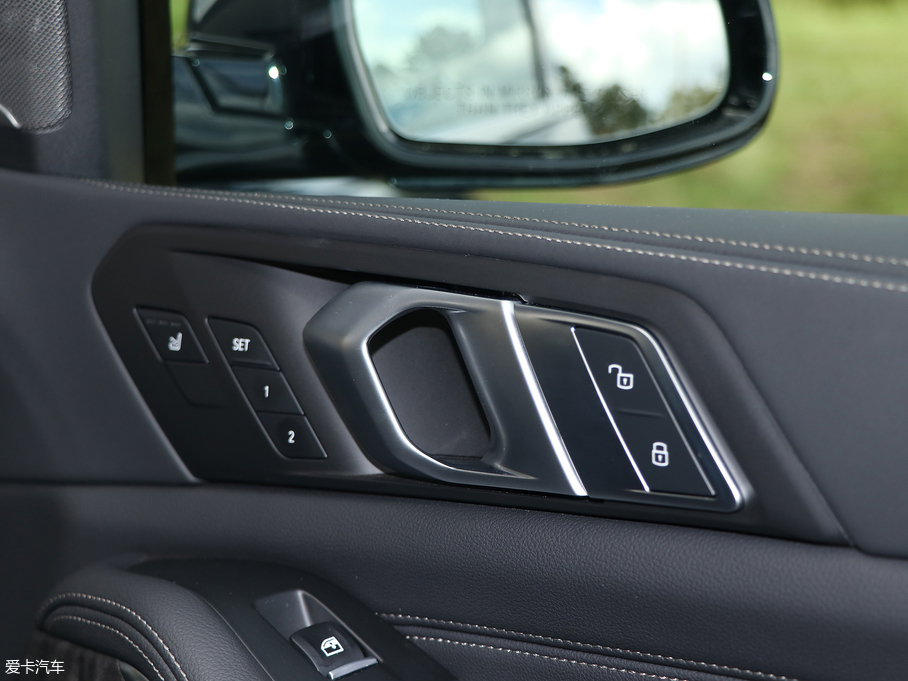 2019��RX5(�M��) xDrive40i M�\�����b