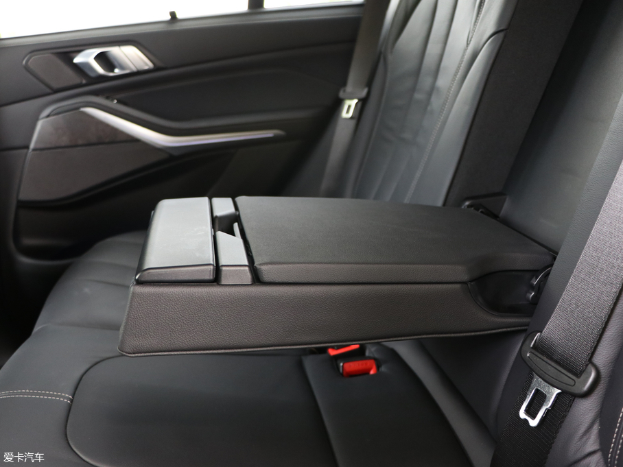 2019RX5(M) xDrive40i M\b