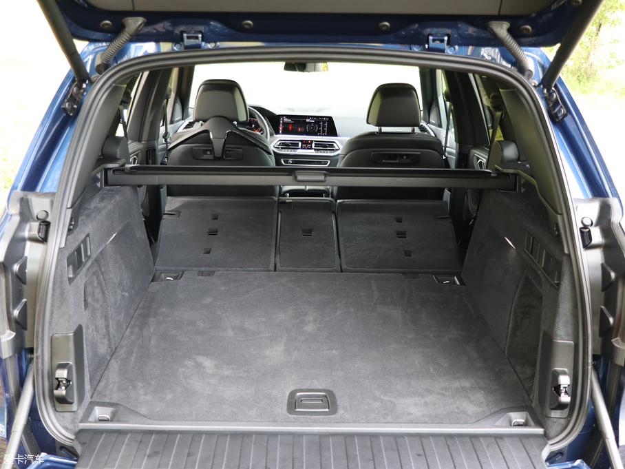 2019RX5(M) xDrive40i M\b