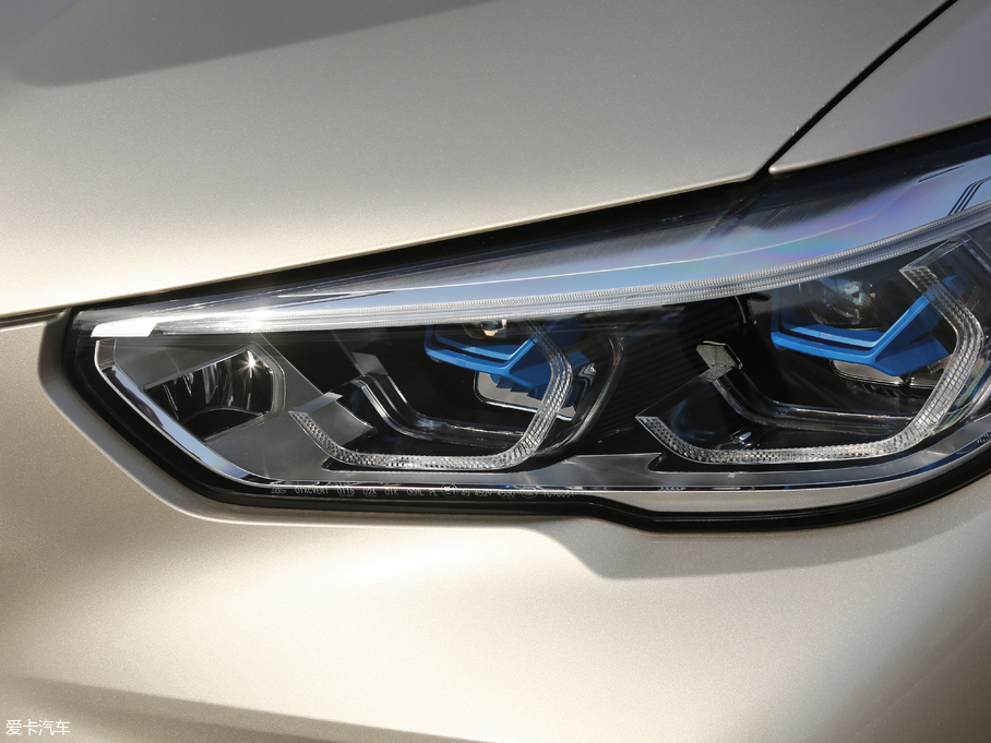 2019RX5(M) xDrive40i  M\b