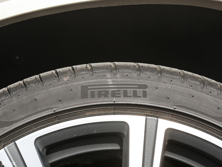 2019RX5(M) xDrive40i  M\b