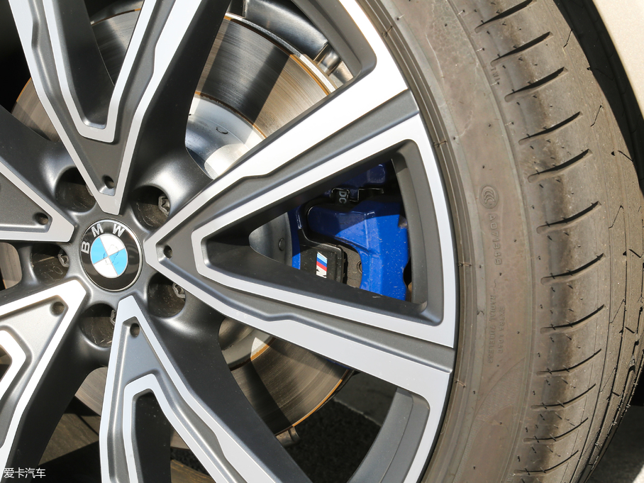 2019RX5(M) xDrive40i  M\b