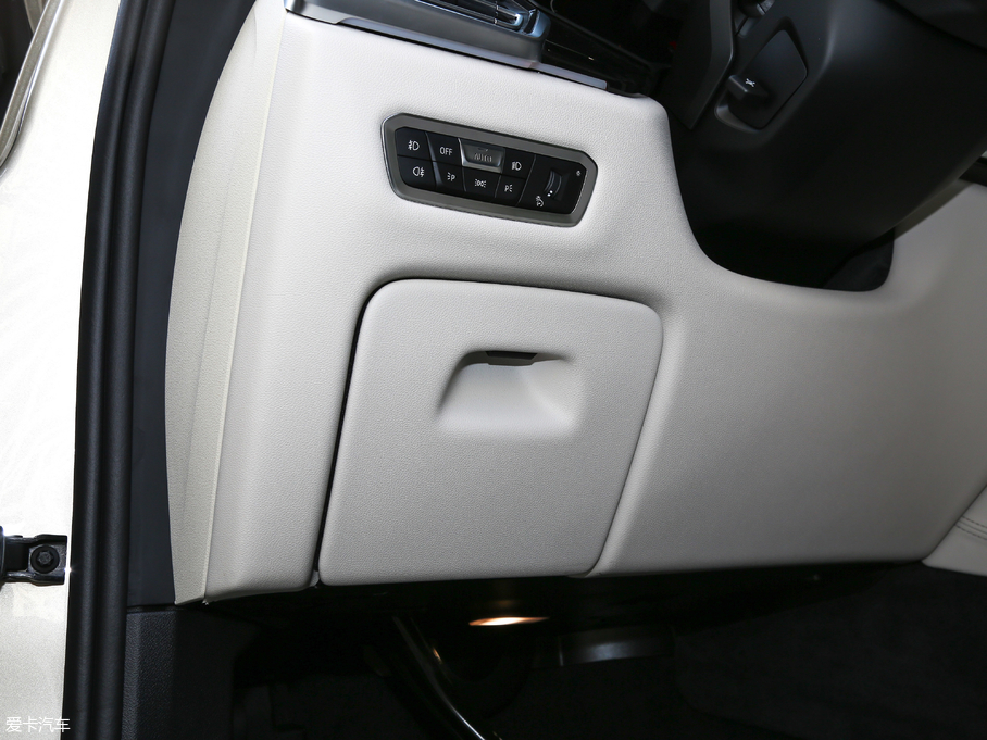 2019RX5(M) xDrive40i  M\b