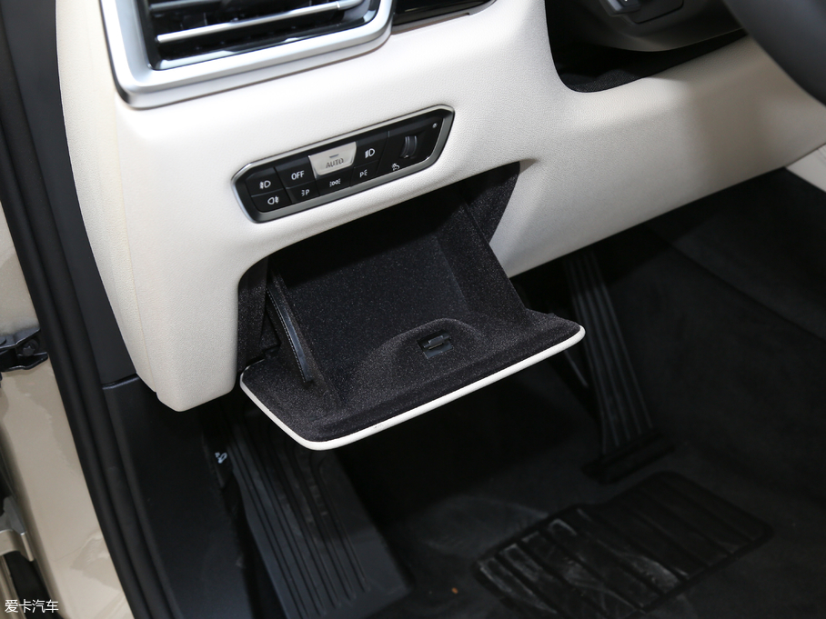 2019RX5(M) xDrive40i  M\b