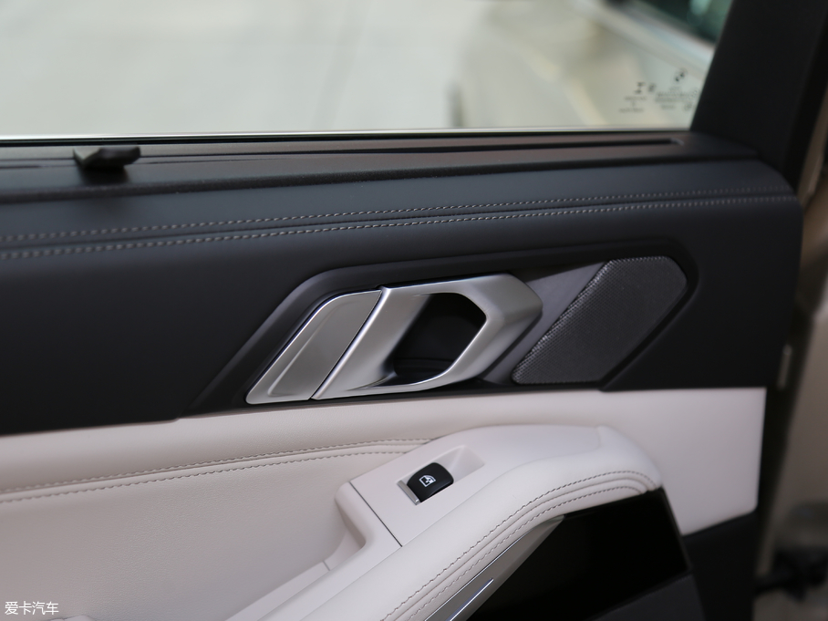 2019RX5(M(jn)) xDrive40i  M\(yn)b