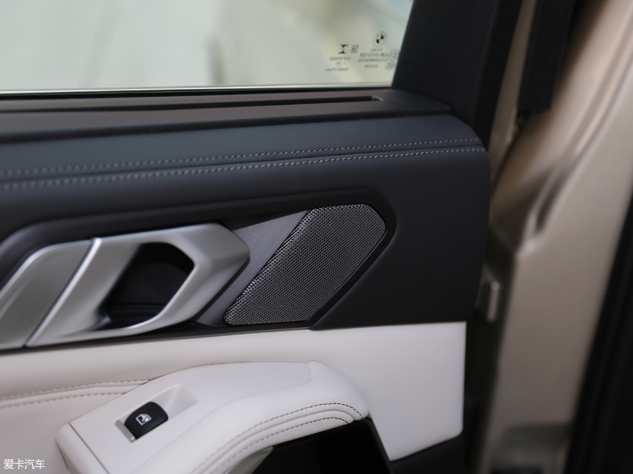 2019RX5(M) xDrive40i  M\b