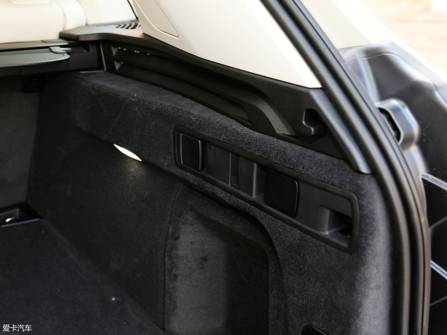 2019RX5(M) xDrive40i  M\b