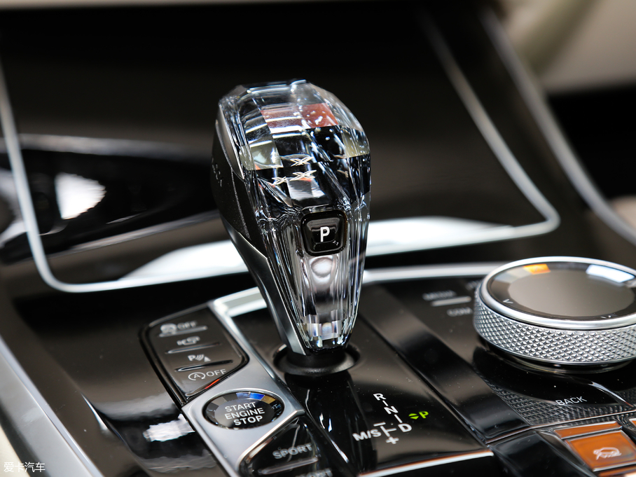 2019RX5(M) xDrive40i  M\b