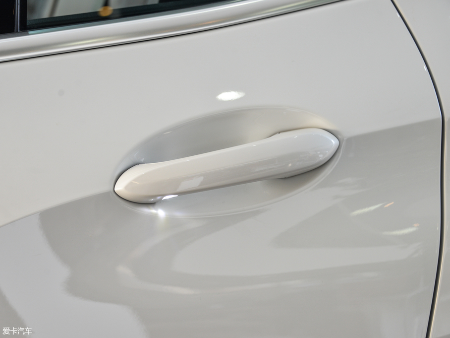 2019RX5(M) xDrive40i M\b