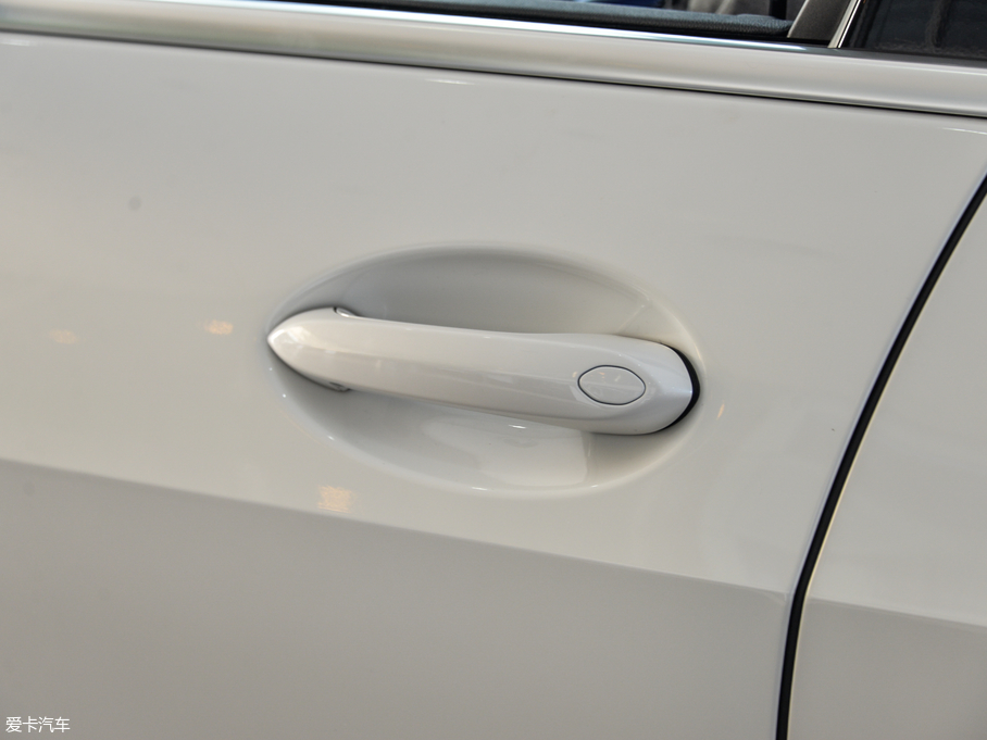 2019RX5(M) xDrive40i M\b