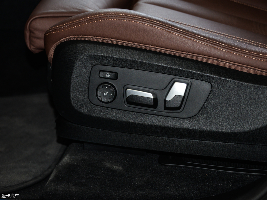 2019RX5(M(jn)) xDrive40i M\(yn)(dng)b