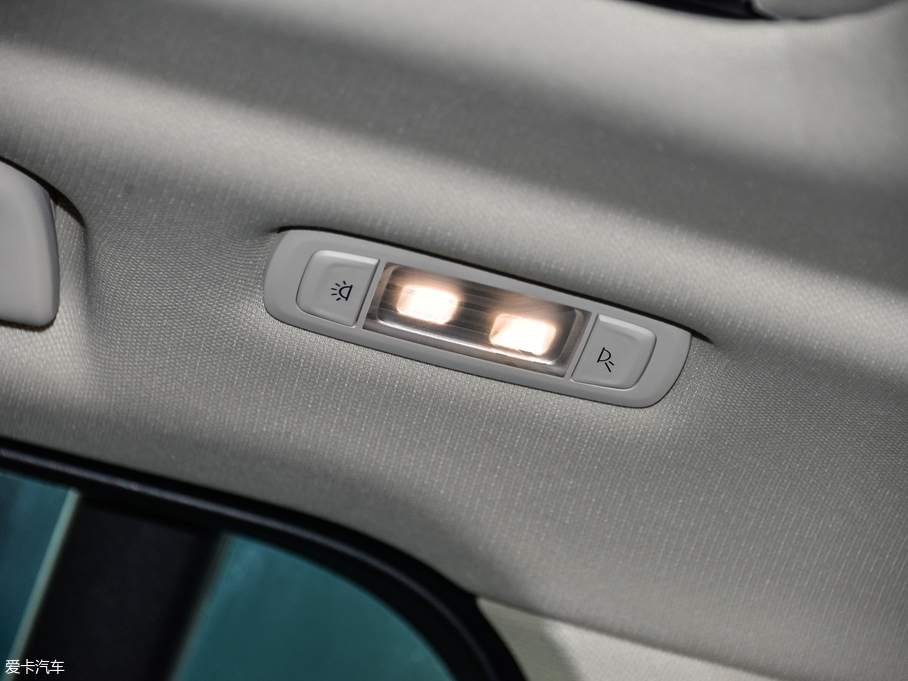 2019RX5(M) xDrive40i M\b