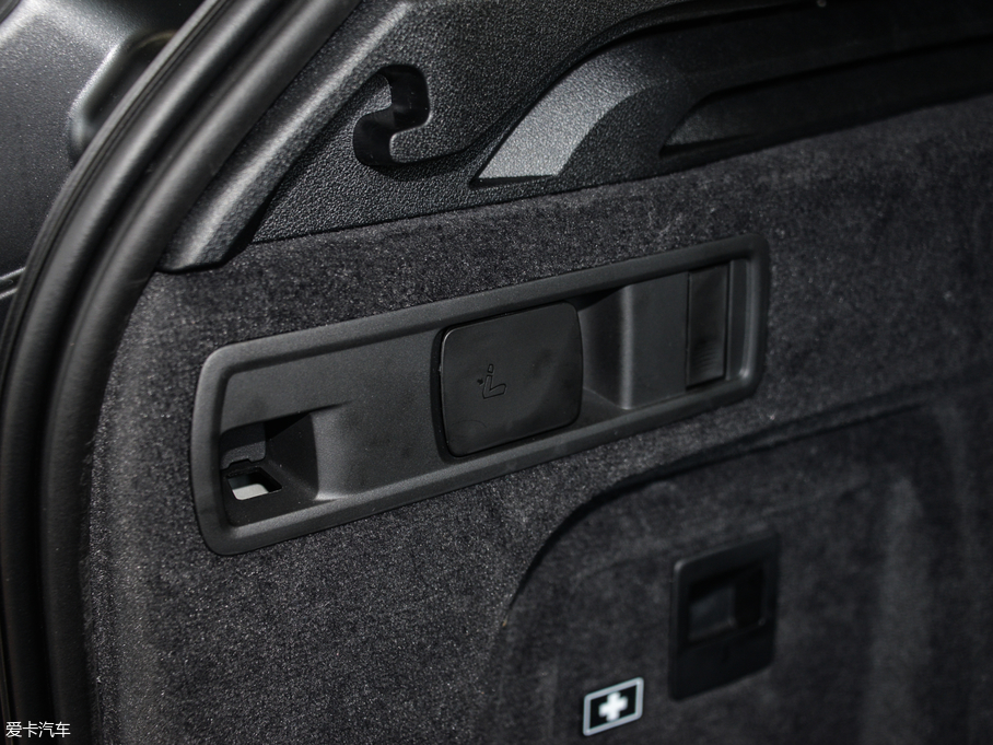 2019RX5(M) xDrive40i M\b