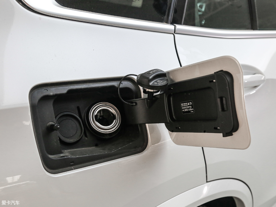 2019RX5(M) xDrive40i M\b