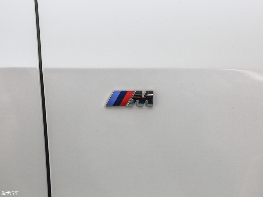 2019RX5(M) xDrive40i M\b