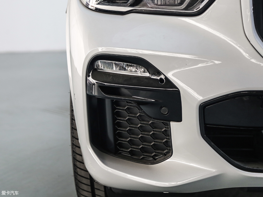 2019RX5(M) xDrive40i M\b