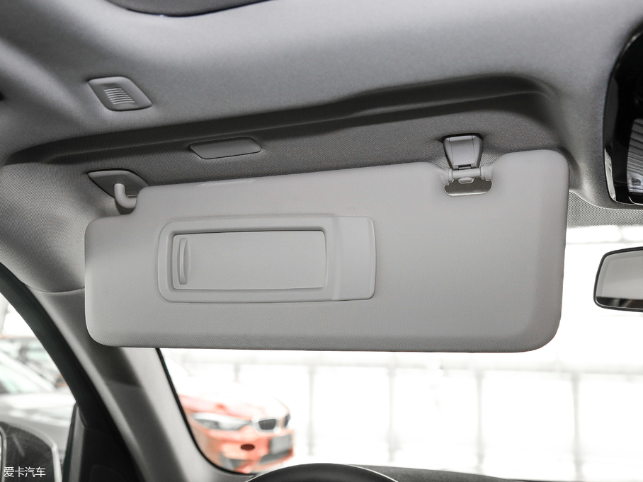 2019RX5(M) xDrive40i M\b