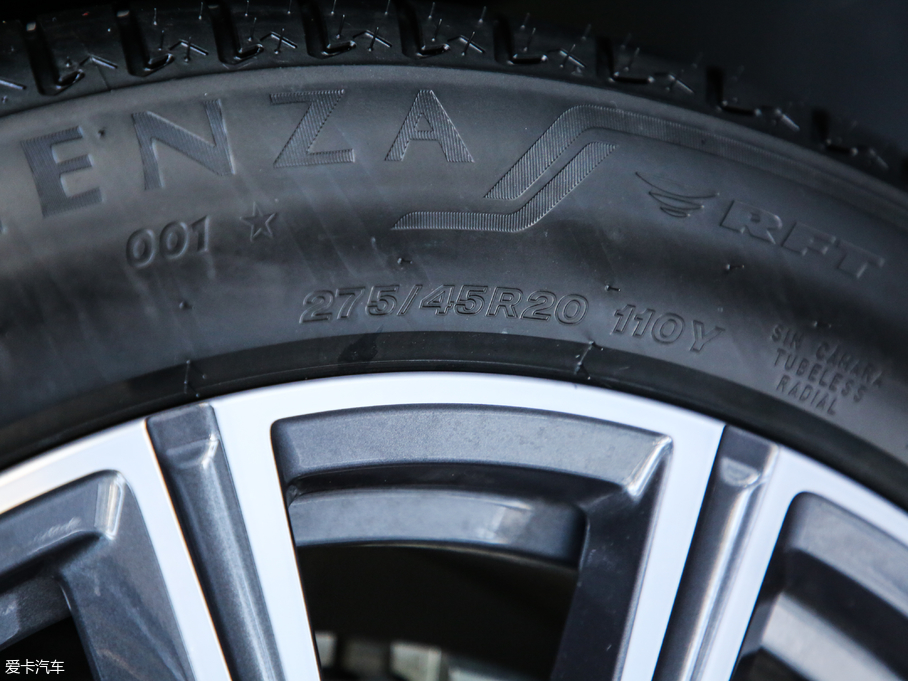 2019RX5(M) xDrive40i M\b