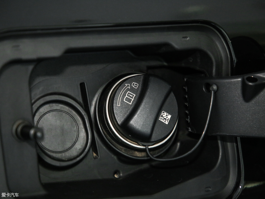 2019RX5(M) xDrive40i M\b