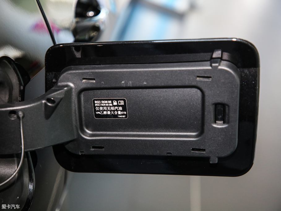 2019RX5(M) xDrive40i M\b