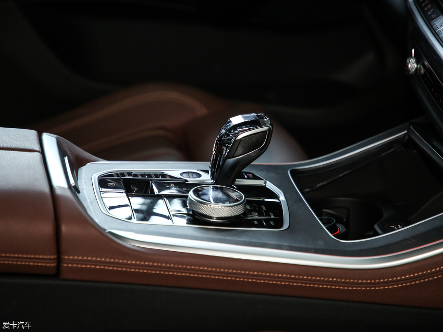 2019��RX5(�M��) xDrive40i M�\�����b