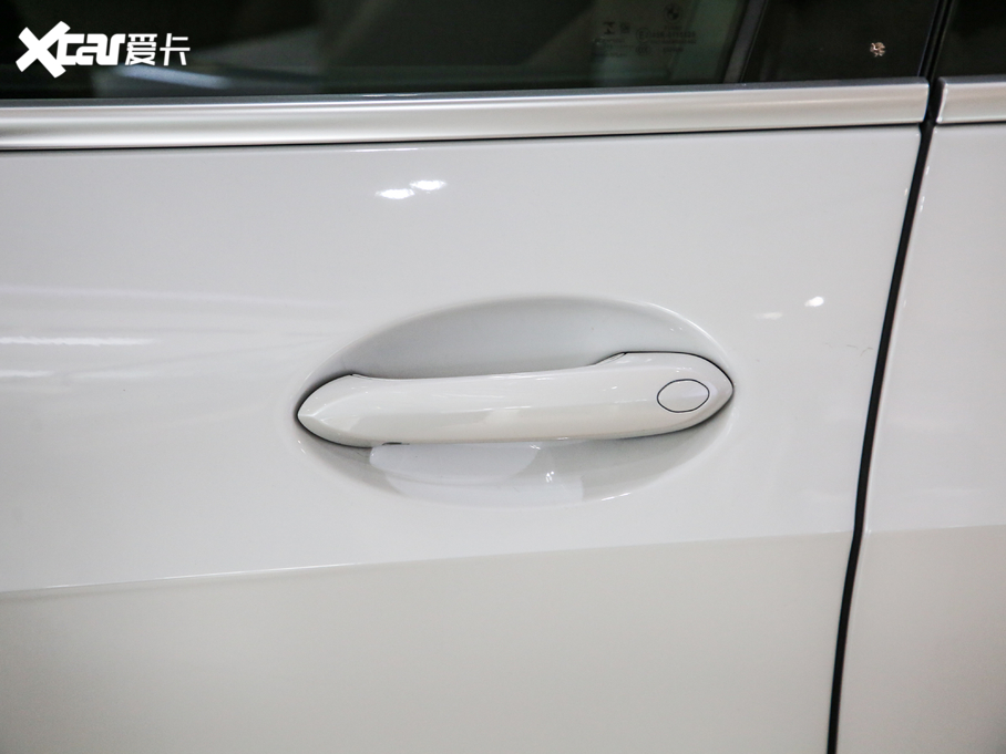 2019RX5(M) xDrive30i M\b