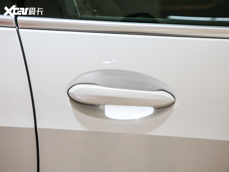 2019RX5(M) xDrive30i M\b