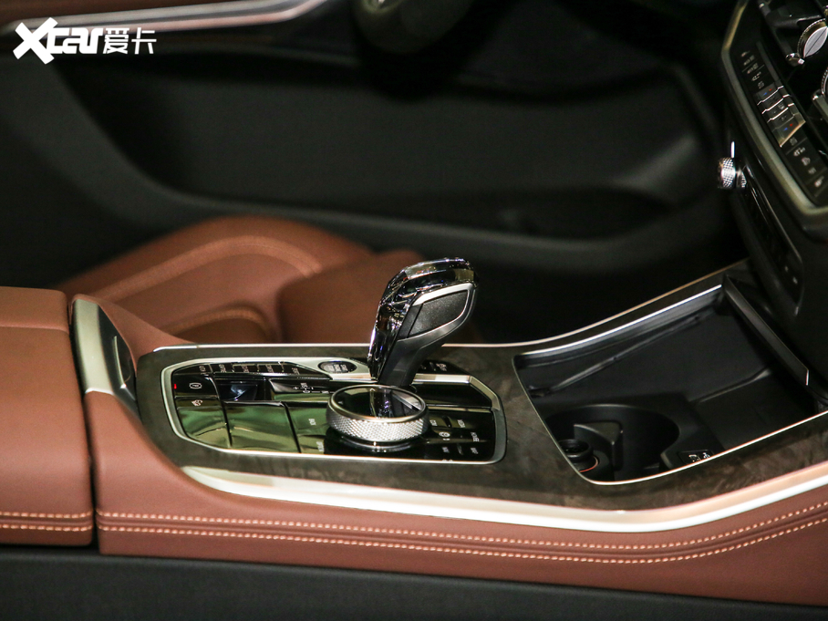 2019RX5(M(jn)) xDrive30i M\(yn)(dng)b