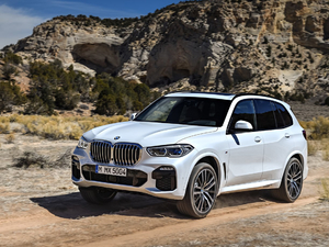 2019款xDrive30d 整体外观