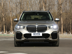 2019xDrive40i  M\b ^