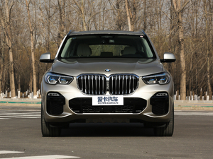 2019xDrive40i  M\b ^