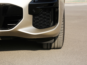 2019xDrive40i  M\b ^