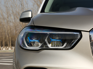 2019xDrive40i  M\b (ji)^